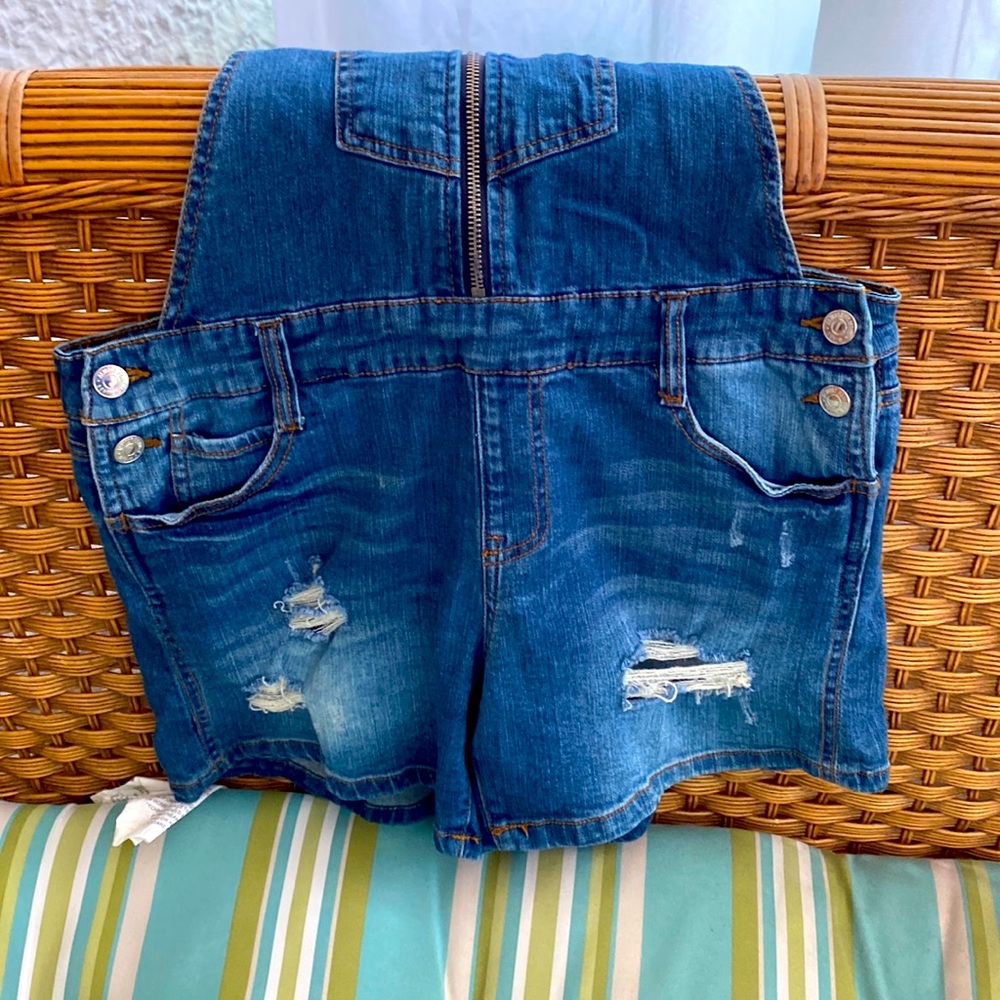 Short overall